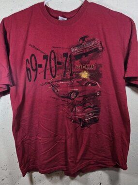 Gildan 69-70-71 Plymouth Hemi Shirt Road Runner Red Top 2XL Classic Car Graphic